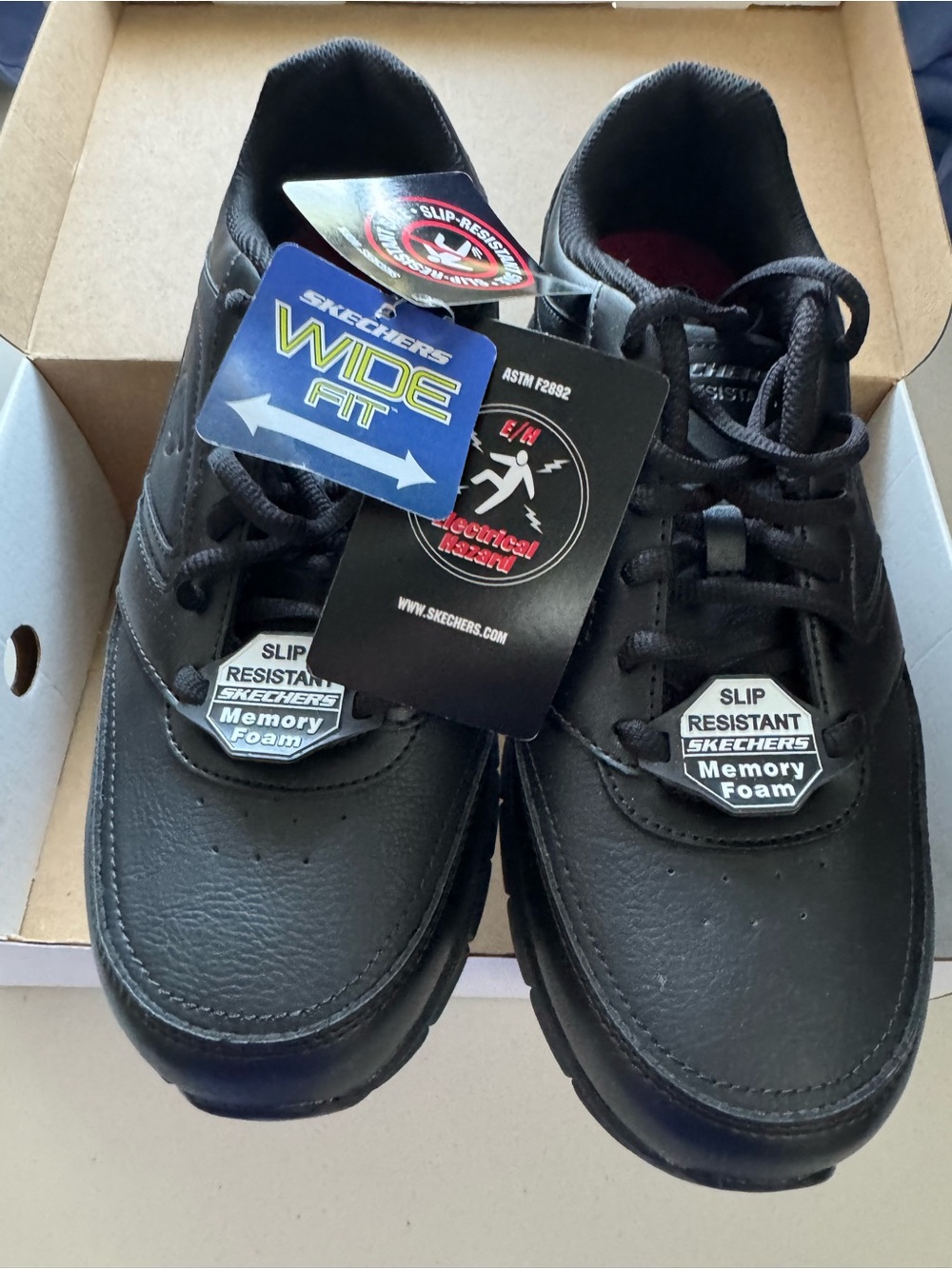 Skechers Men's Black Wide-Fit Slip-Resistant Memory Foam Sneakers